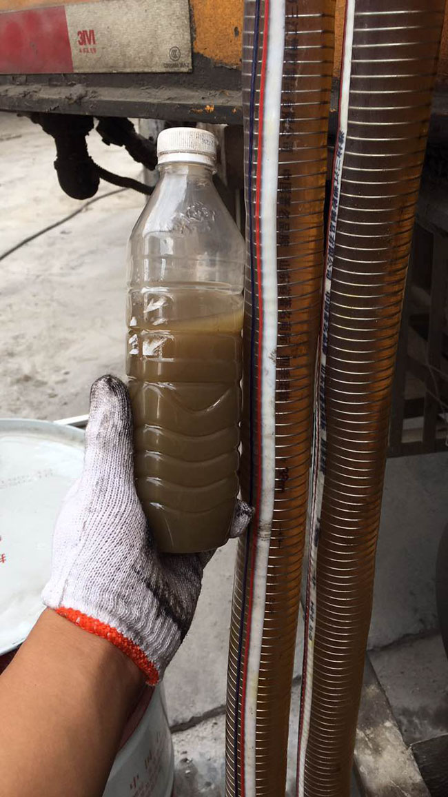 法爾特客戶現(xiàn)場(chǎng)濾油對(duì)比